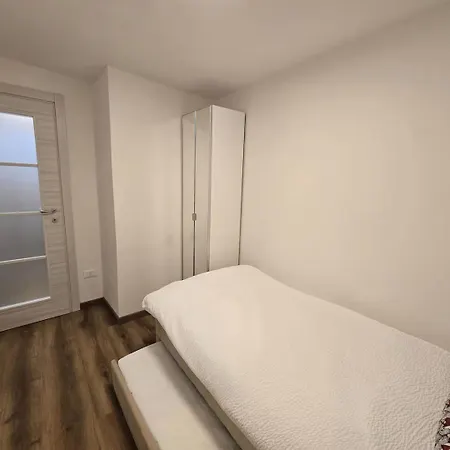 La Casa Di Natan In And Out Alpine Retreat